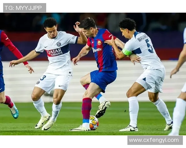 足总杯精彩对决巴黎圣日耳曼大胜波尔图帽子戏法引爆全场热情