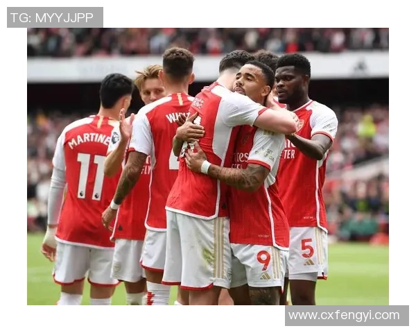 欧联杯激战利物浦与阿森纳互交白卷帽子戏法瞬间点燃全场气氛