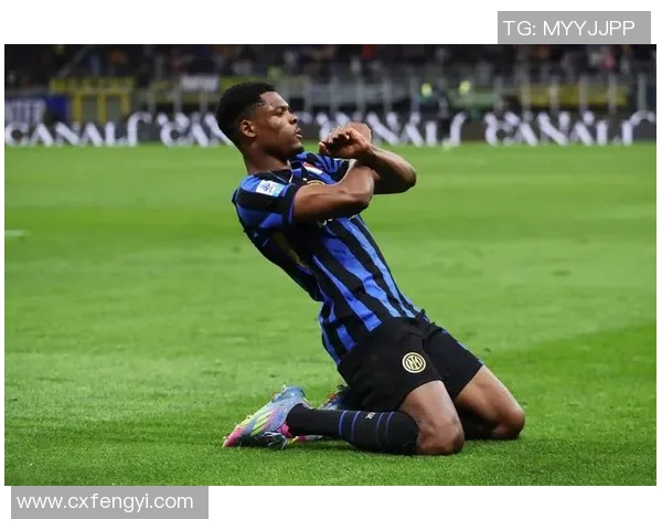 英超赛场惊现冷门巴萨与国米战成平局引发全场震惊