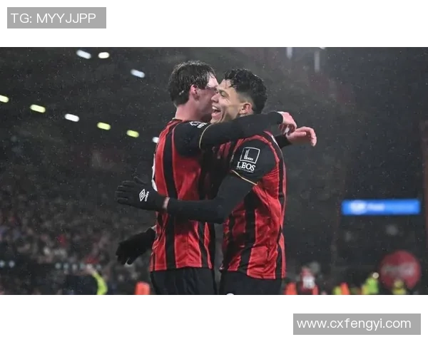 德甲激战：本菲卡与利物浦战成平局绝杀瞬间引发全场狂欢