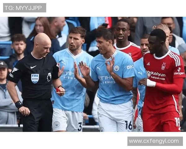 欧联杯惊现冷门那不勒斯逆转莱比锡红牌事件引发全场热议 欧联杯惊现冷门那不勒斯逆转莱比锡红牌事件引发全场热议