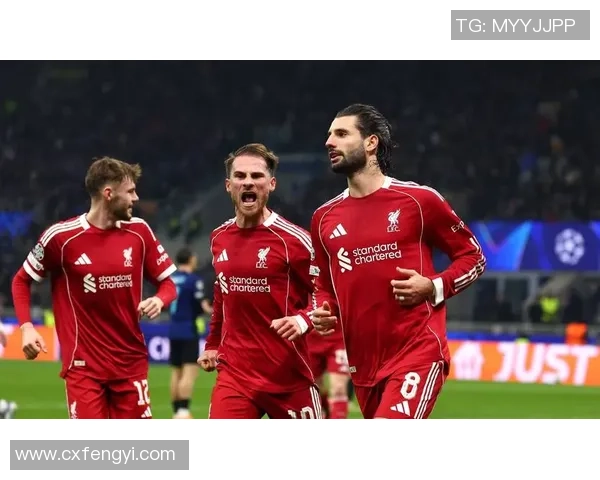 意甲激战:利物浦险胜那不勒斯红牌事件引发全场热议与激情 意甲激战:利物浦险胜那不勒斯红牌事件引发全场热议与激情