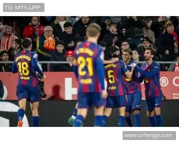 西甲激战巴萨大胜尤文图斯争议判罚引发全场热议 西甲激战巴萨大胜尤文图斯争议判罚引发全场热议