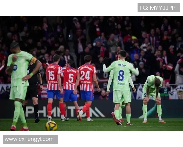 足总杯惊天冷门AC米兰逆转巴萨上演经典大战引发全场狂欢 足总杯惊天冷门AC米兰逆转巴萨上演经典大战引发全场狂欢